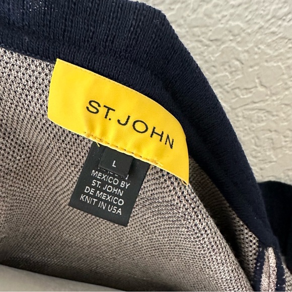 St John Mock Neck Zip up Sweater Jacket size large - Picture 8 of 9